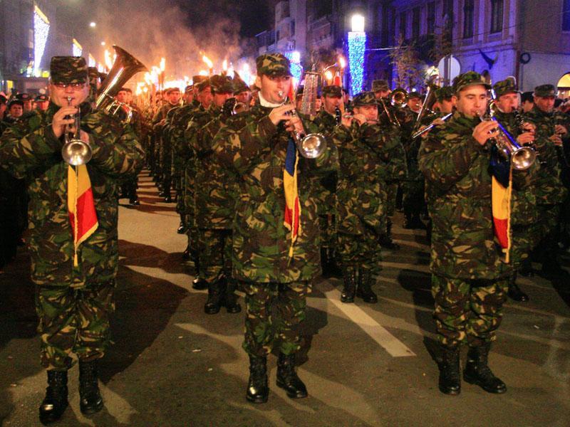 Manifestările de Ziua Naţională a României blochează traficul din centru. Restricţiile de circulaţie