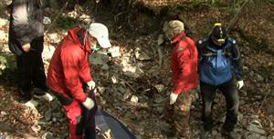 Caz şocant la Cluj! Bucăţi din cadavrul unei femei, descoperite într-o pădure