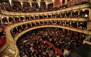 Ateliere, demonstraţii şi concerte gratuite, la Noaptea Porţilor Deschise de la Teatrul Cluj-Napoca