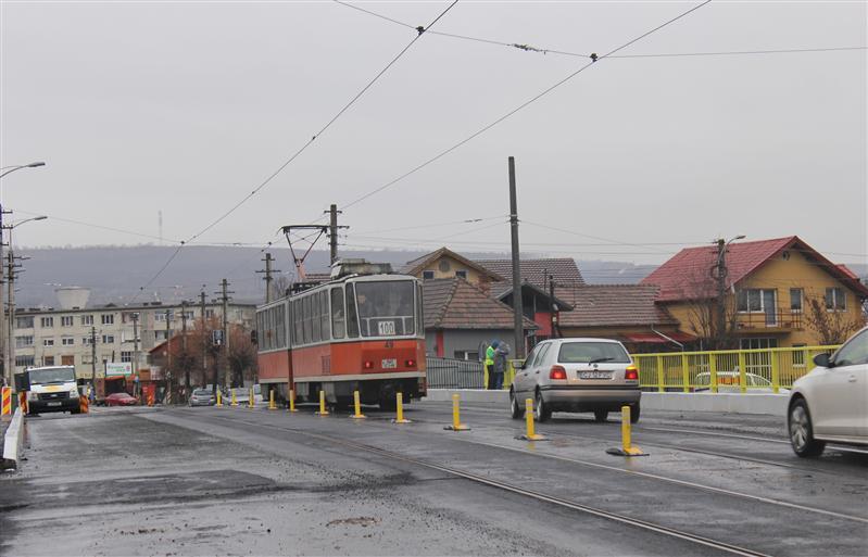 Circulaţia auto de pe strada Oaşului revine la normal