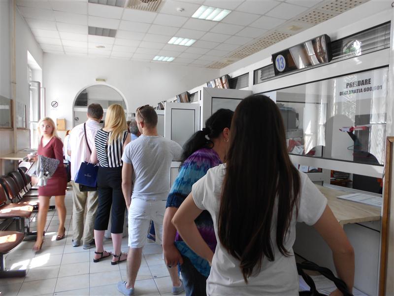 Primăria Floreşti îşi optimizează sistemul de încasare a taxelor şi impozitelor. Între timp, locuitorii nu au unde le plăti