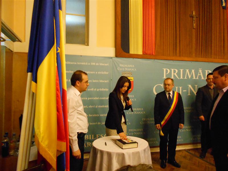 Schimbări în administraţia clujeană: doi consilieri locali noi au depus jurământul