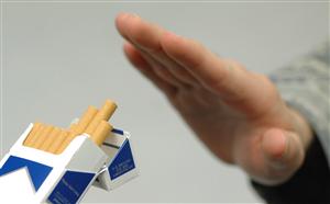 Propunerea privind interzicerea fumatului în spaţiile publice închise intră în consultare publică. Cum vă puteţi exprima opinia