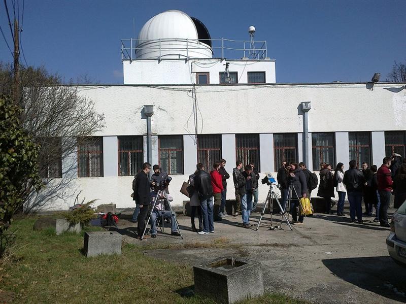 Spectacol pe cer: cum s-a văzut eclipsa parţială de soare la Observatorul Astronomic din Cluj FOTO