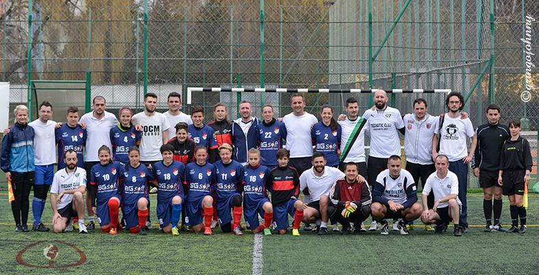 Campioanele României la fotbal feminin au remizat cu echipa presei clujene