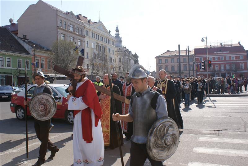 100 de greco-catolici la procesiunea 
