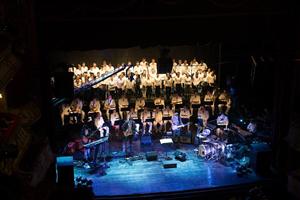 Byron concertează la Gala de deschidere Photo Romania Festival 2015