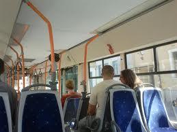 Modificari în transportul public. O linie de autobuze revine la traseul normal