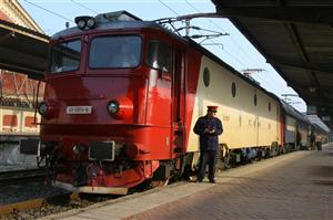 Spărgător de maşini, prins în tren. Fugea cu bunurile sustrase acasă