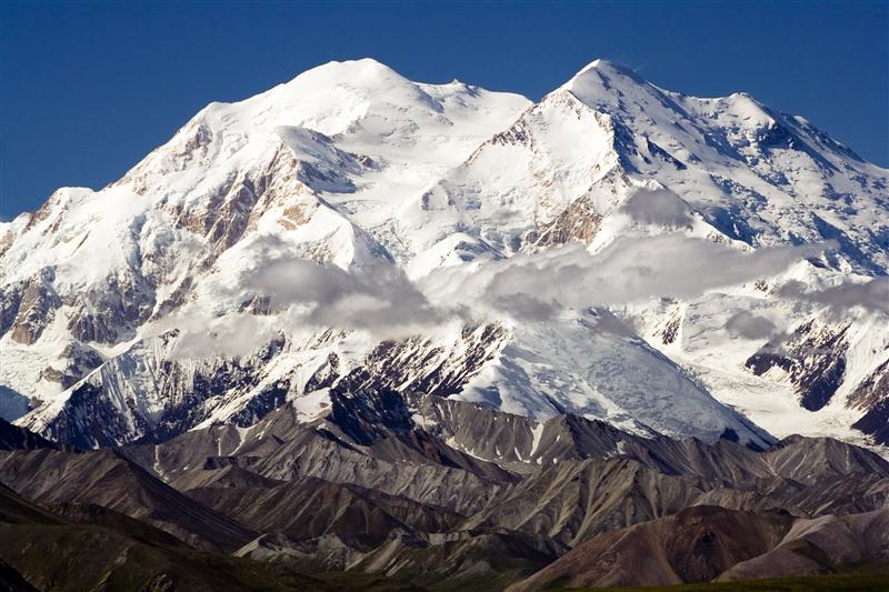Doi alpinişti clujeni au cucerit cel mai înalt vârf de pe continentul nord-american