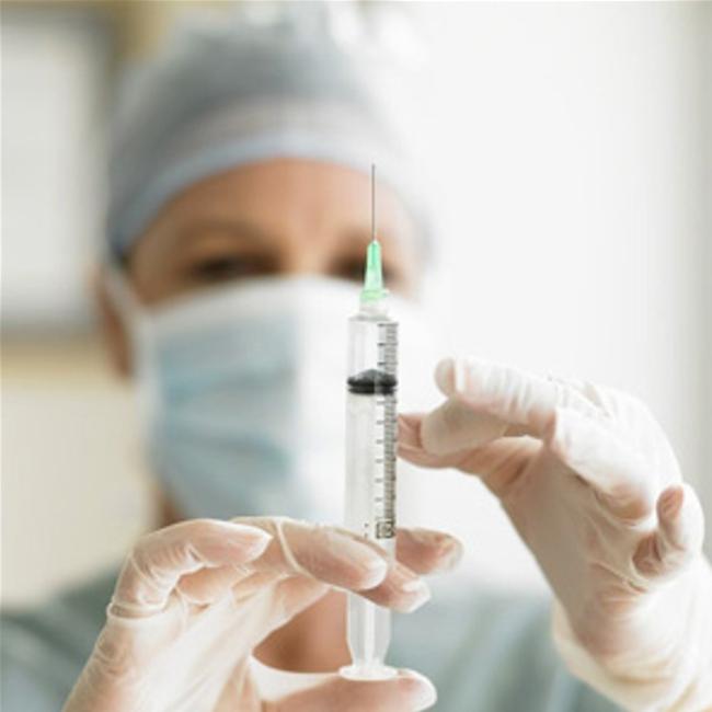 Majorările salariale ale doctorilor, discutate la Guvern. Sindicaliştii poartă discuţii cu ministrul Sănătăţii după şedinţa Executivului