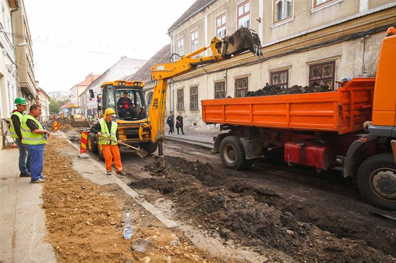 Un fost ministru propune un sistem integrat de parcări pentru Cluj