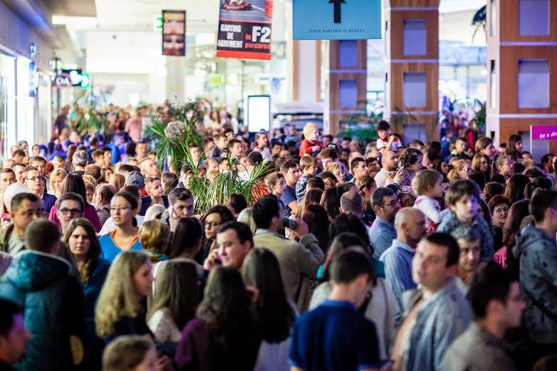 Magazinele pregătesc oferte speciale la aniversarea Polus Center - 8 ani (P)
