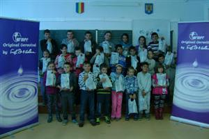 Farmec sprijină combaterea abandonului școlar prin proiectul ”Educație prin igienă” (P)