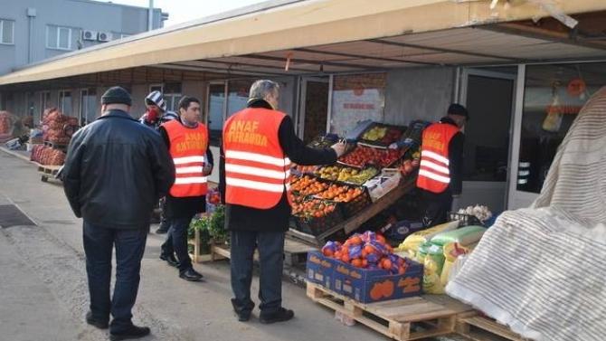 Confiscări de 2 milioane de euro în operaţiunea „Cristal”