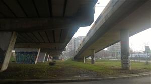 Propunere pentru decongestionarea traficului: amenajarea unei parcări sub podul din Mărăşti