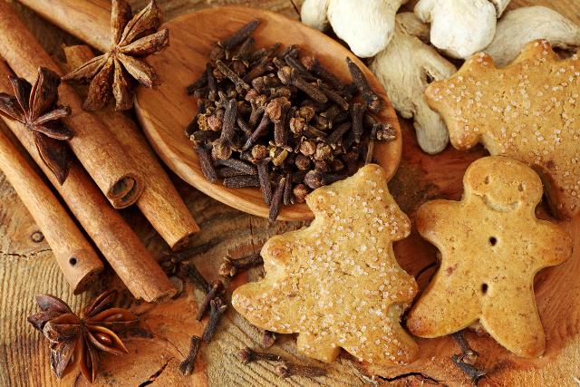 MIRODENIILE MINUNATE: reduc INFLAMAŢIILE, alungă STRESUL, împrospătează RESPIRAŢIA, tratează AFECŢIUNILE PIELII  
