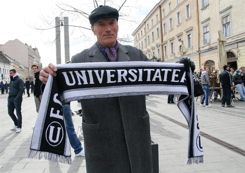 Deces în lumea fotbalului: un mare jucător al Universităţii Cluj a încetat din viaţă