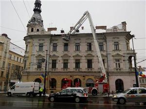 Clujenii sunt revoltați de securizarea clădirilor emblemă. 
