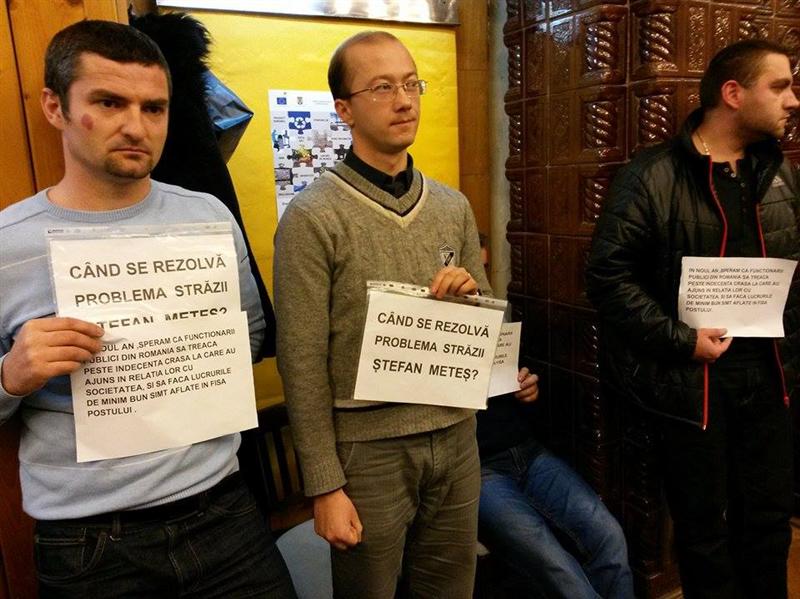 Protest în Consiliul Local. Locuitorii de pe Ştefan Meteş cer soluţii