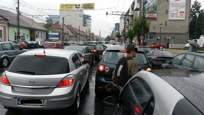 Pietonii indisciplinaţi, taxaţi de poliţişti