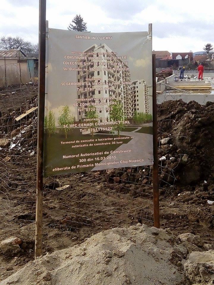 Blocul căruia îi cad tavanele. 