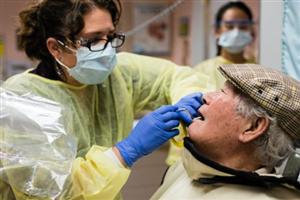 Dentist gratuit pentru săraci şi pensionari