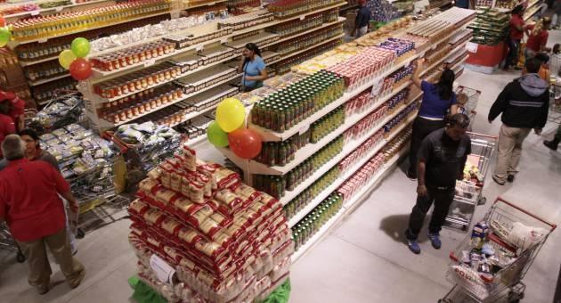 Alimentele sunt mai ieftine cu 6,3% decât în prima lună a anului trecut