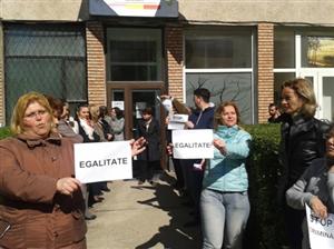 Protest spontan la Agenţia de Mediu Cluj