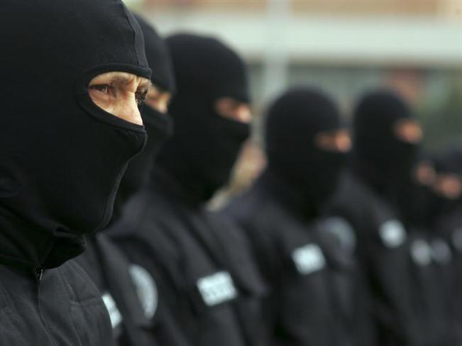 Percheziţii la cabinete medicale şi spitale din Cluj. Ce acuzaţii li se aduc doctorilor