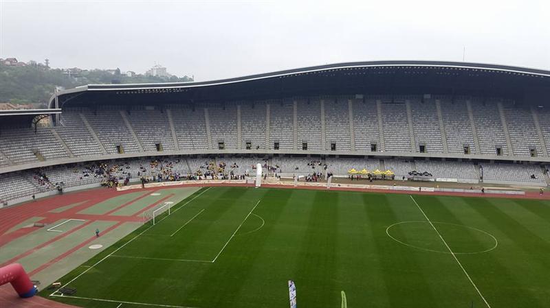 Tişe şi Boc vor să administreze în comun stadionul şi polivalenta