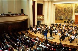 Concert simfonic cu elevi ai Colegiului de Muzică “Sigismund Toduţă”, la Filarmonica
