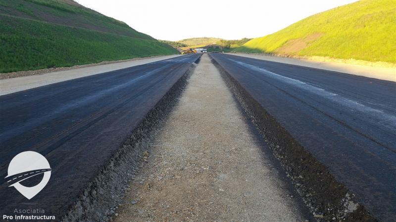 Autostrada Gilău - Nădăşelu prinde contur. Filmare cu drona pe şantier VIDEO