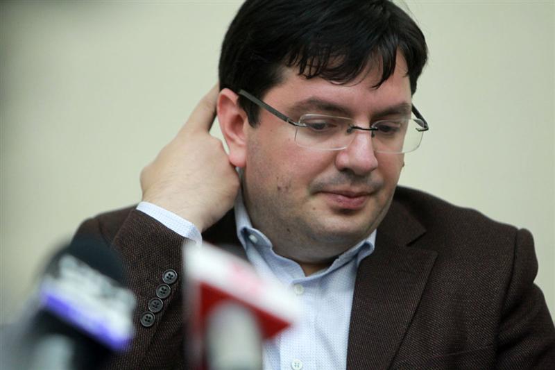Bănicioiu, reacţie la acuzele cum că ar fi știut de problema Hexi Pharma  : 