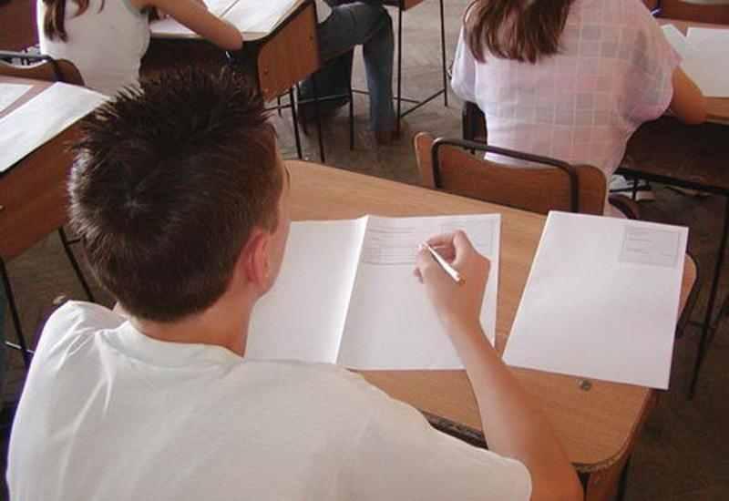 Începe evaluarea naţională 2016. Câţi candidaţi sunt la Cluj