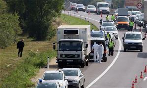 Cetăţeni români, inculpați în Ungaria pentru trafic de persoane  