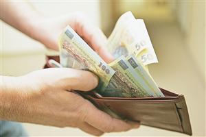 Peste 3 milioane de români au salarii mai mici de 2.000 de lei net pe lună