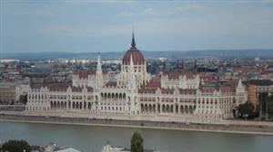 Guvernul maghiar, campanie media cu mesaje xenofobe 
