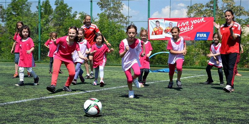 Centru de fotbal feminin la Cluj. Selecția se va face și din București