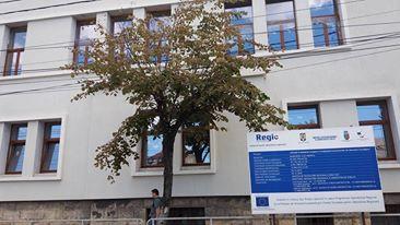 Noul an şcolar nu îi găseşte pe elevii Liceului ”Mihai Eminescu” din Cluj în săli de clasă reabilitate