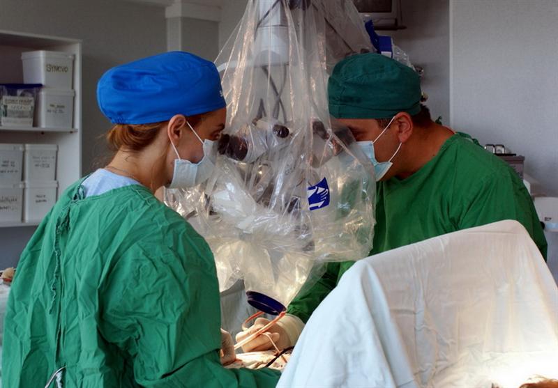 Medicii ameninţă cu proteste dacă problema plăţii gărzilor nu e soluţionată