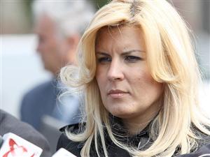 Udrea candidează ca independent