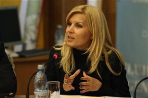 Procurorul general a trimis Camerei Deputaţilor cererea DNA de urmărire penală a Elenei Udrea