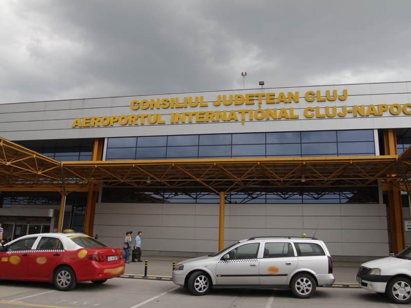 Razie la taximetriştii de la Aeroportul Cluj. Amenzi de 2.500 de lei 
