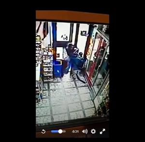 Un hoț de buzunare din Cluj a bătut un bărbat ce l-a suprins în acțiune. A fost reţinut pentru 24 de ore VIDEO