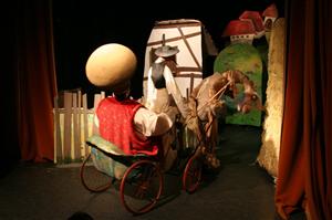 „Hansel și Gretel” și „Punguța cu doi bani” revin pe scena Teatrului de Păpuși „Puck”