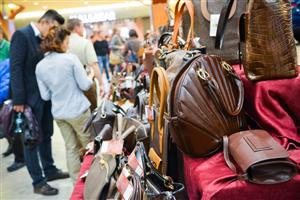 Genţi şi bijuterii de design aparte, la Bag Expo şi Expomineralia, la Iulius Mall (P)