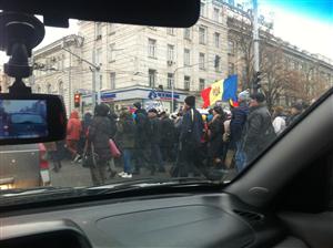 Proteste la Chişinău după ce Igor Dodon a fost ales preşedinte al Republicii Moldova
