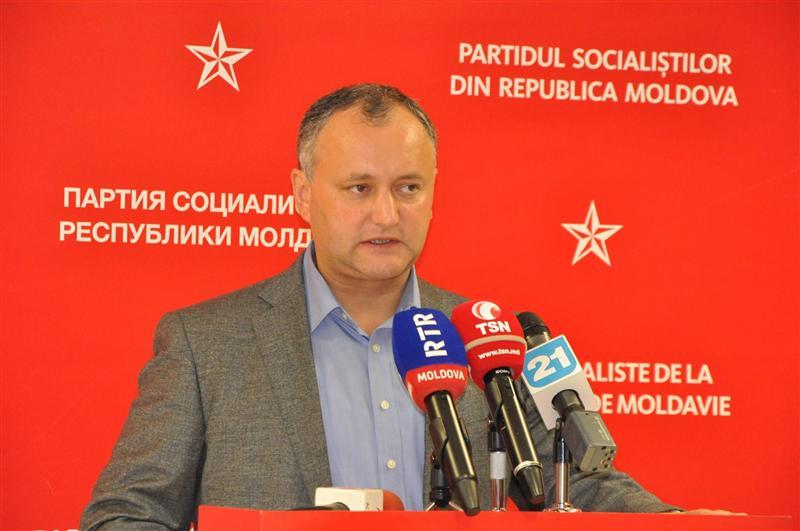 Moldova nu se lasă, deocamdată, traversată strada. Cum procedăm?