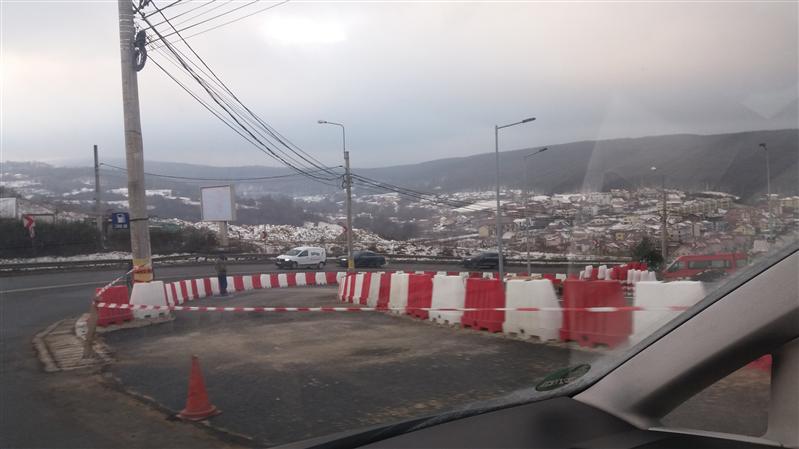 Supermarket da, sens giratoriu, ba